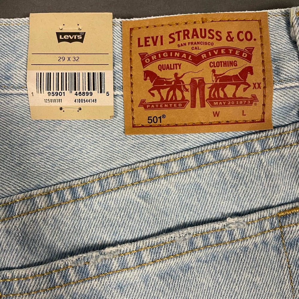 NWT Levis 501 29x32 100% Cotton Mens Light Wash Straight Leg Jeans Summer